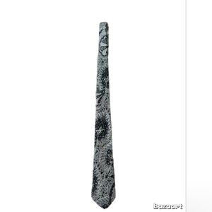 Elegant VIntage Yves Saint Laurent Black and Gray Paisley Tie
